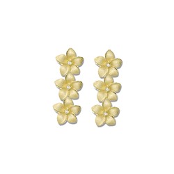 Elegant Hawaiian 14 karat Yellow Gold 7mm Triple Hawaiian Plumeria with Diamond Pieced Earrings